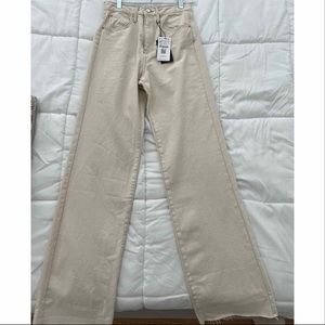 brand new Stradivarius pants size US 2